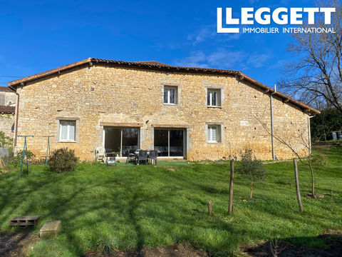   Charmante maison en pierre r�nov�e. 2 chambres. Jardin. Granges. Possibilit� d'agrandissement. Proche Mansle. Maison - 4 pi�ce(s) - 160 m�