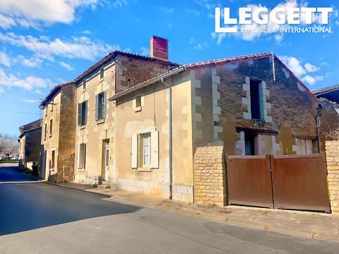   Charmante maison en pierre de 2 chambres au c?ur de Moncontour Maison - 4 pi�ce(s) - 120 m�