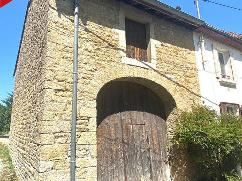 Maison de village à rénover 43000 Montmorot (39570)