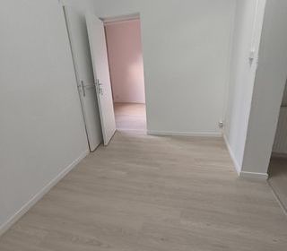  Appartement � louer 4 pi�ces 75 m�