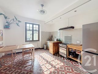  Maison � vendre 6 pi�ces 275 m�