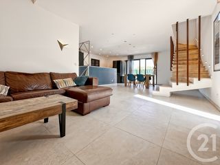  Maison � vendre 5 pi�ces 137 m�