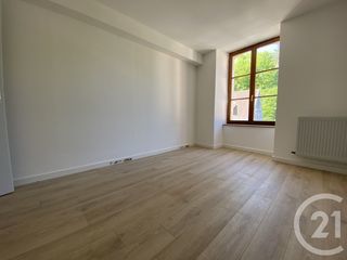  Appartement � louer 3 pi�ces 75 m�