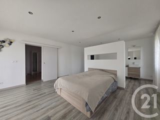  Maison � vendre 4 pi�ces 145 m�