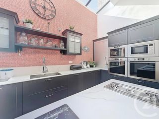  Maison � vendre 6 pi�ces 210 m�