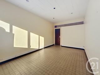  Appartement � louer 4 pi�ces 130 m�