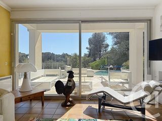  Maison � vendre 9 pi�ces 215 m�