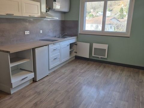   Location Appartement Appartement - 2 pi�ce(s) - 33 m�