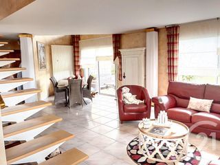  Maison � vendre 6 pi�ces 231 m�