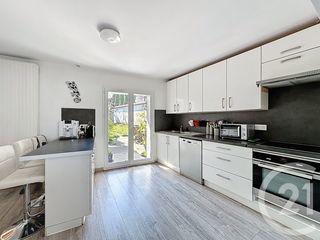  Maison � vendre 8 pi�ces 409 m�