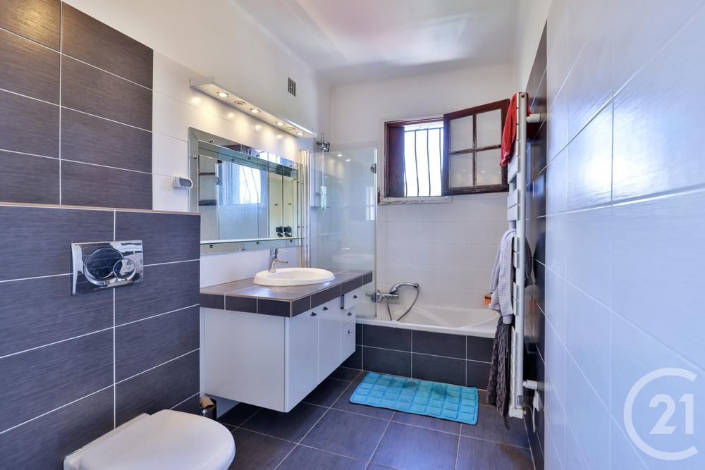 � vendre  Maison Colomars (06670)