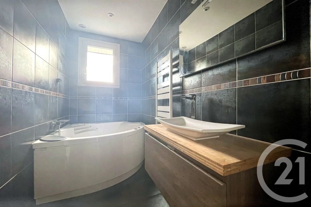 � vendre  Maison Saint-Av� (56890)