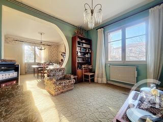  Maison � vendre 6 pi�ces 220 m�