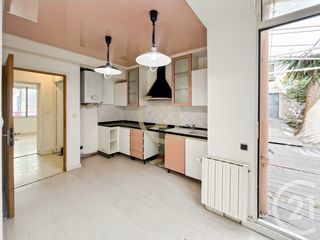  Appartement � louer 5 pi�ces 93 m�