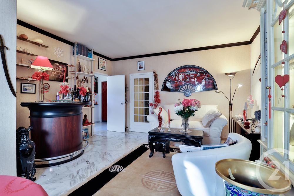 � vendre  Maison Saint-Laurent-du-Var (06700)