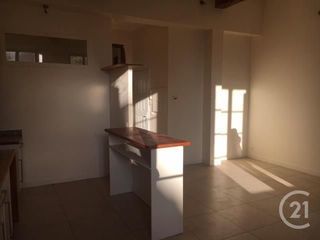  Appartement � louer 4 pi�ces 80 m�