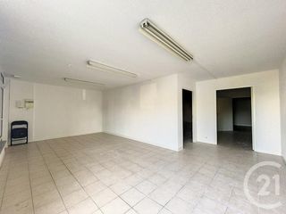  Appartement � louer 1 pi�ce 130 m�