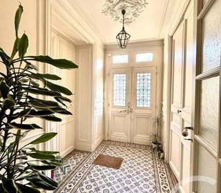  Maison � vendre 10 pi�ces 250 m�