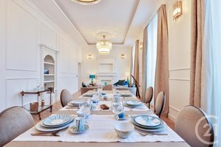  Appartement � vendre 9 pi�ces 231 m�