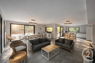  Maison � vendre 6 pi�ces 187 m�