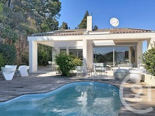  Maison � vendre 9 pi�ces 215 m�