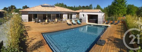   Vente Maison Maison - 8 pi�ce(s) - 273 m�