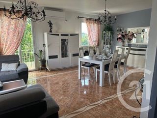  Maison � vendre 8 pi�ces 218 m�