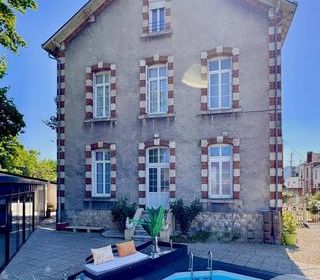  Immeuble � vendre 494 m�