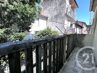  Immeuble � vendre 221 m�