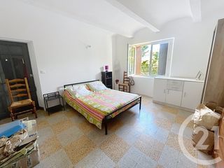  Immeuble � vendre 160 m�