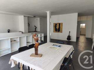  Maison � vendre 4 pi�ces 230 m�