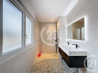  Appartement � vendre 3 pi�ces 85 m�