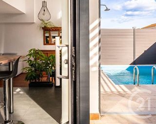  Maison � vendre 5 pi�ces 200 m�