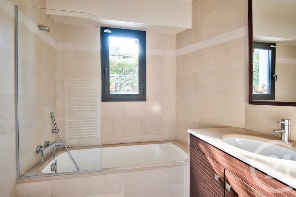 � vendre  Appartement Nice (06300)