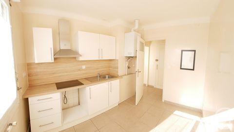   Location Appartement Appartement - 3 pi�ce(s) - 82 m�