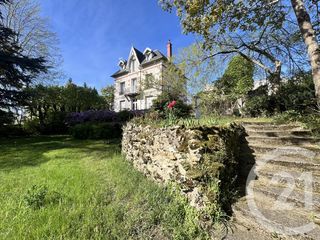  Maison � vendre 14 pi�ces 275 m�