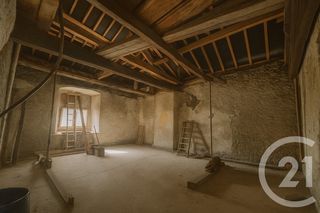  Appartement � vendre 4 pi�ces 300 m�