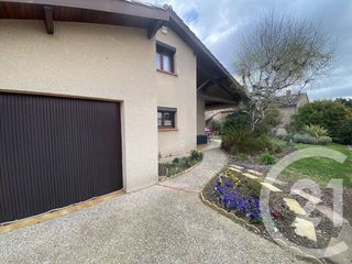  Maison � vendre 9 pi�ces 205 m�