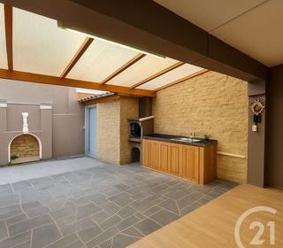  Maison � vendre 7 pi�ces 200 m�