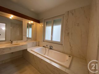  Appartement � vendre 4 pi�ces 107 m�