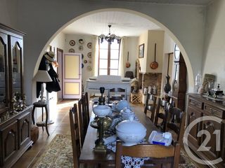  Maison � vendre 9 pi�ces 220 m�