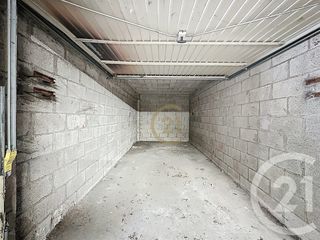  Parking / Garage � vendre 15 m�