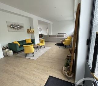  Appartement � louer 5 pi�ces 188 m�