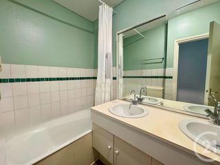  Appartement � vendre 5 pi�ces 161 m�