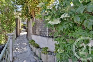  Maison � vendre 9 pi�ces 217 m�