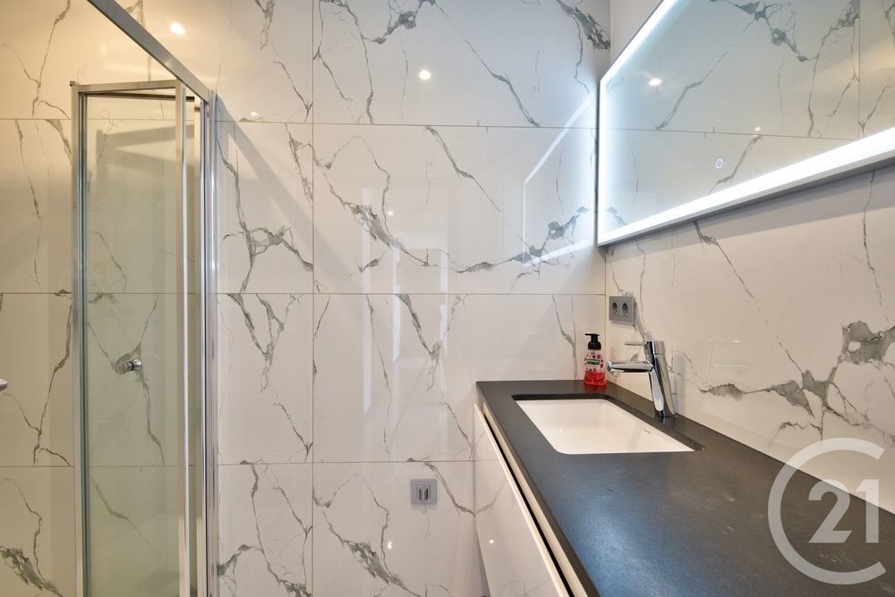 � vendre  Appartement Villefranche-sur-Mer (06230)