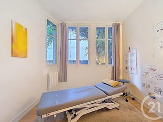  Immeuble � vendre 202 m�