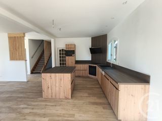  Maison � vendre 5 pi�ces 201 m�