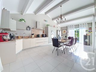  Maison � vendre 6 pi�ces 181 m�