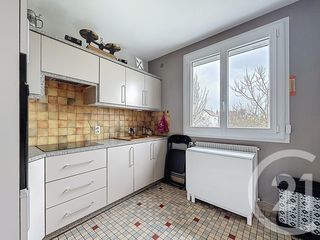  Maison � vendre 4 pi�ces 140 m�